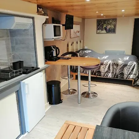 Apartment Aigues
